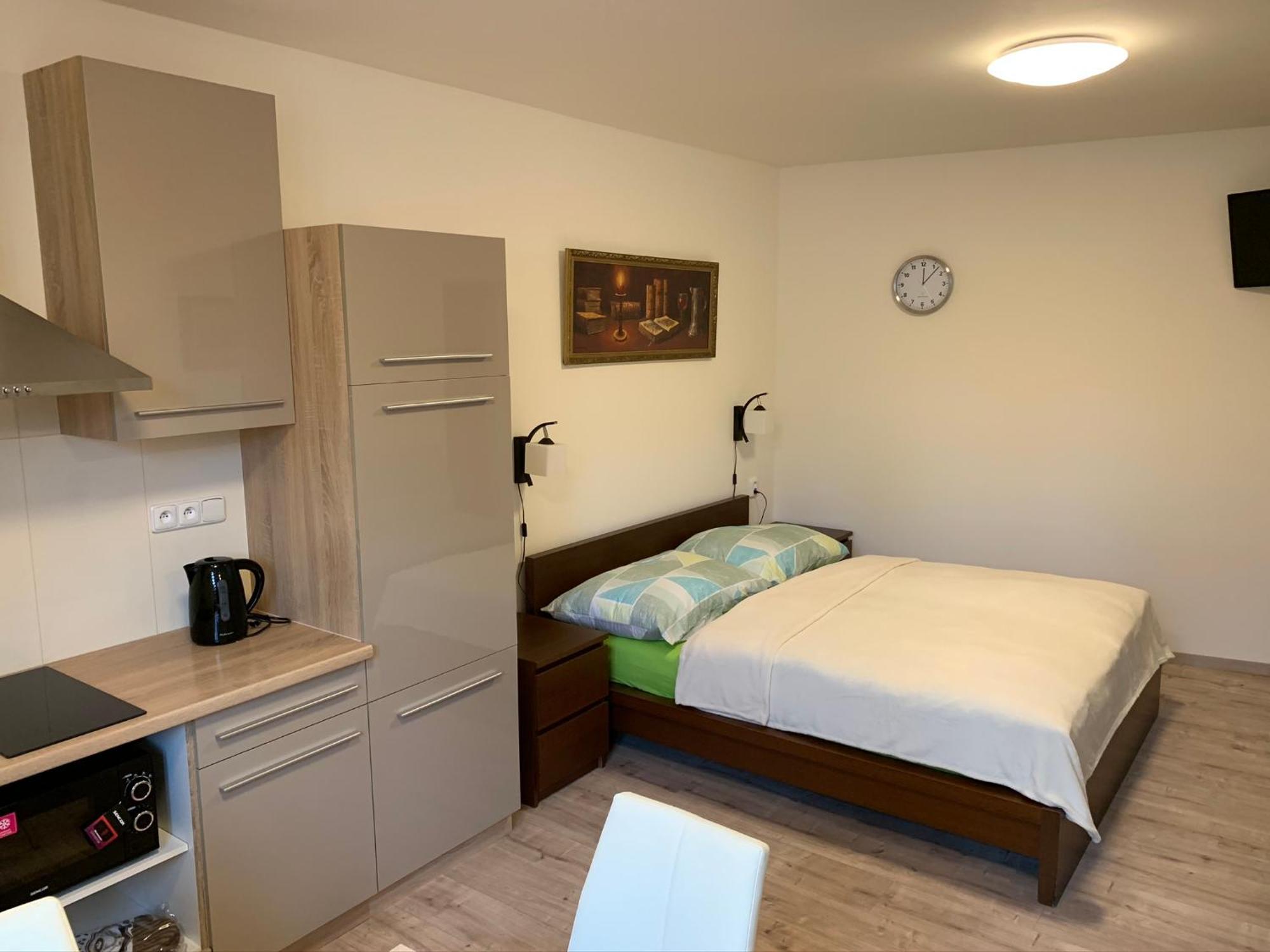Apartements Studio 964 Líbeznice المظهر الخارجي الصورة