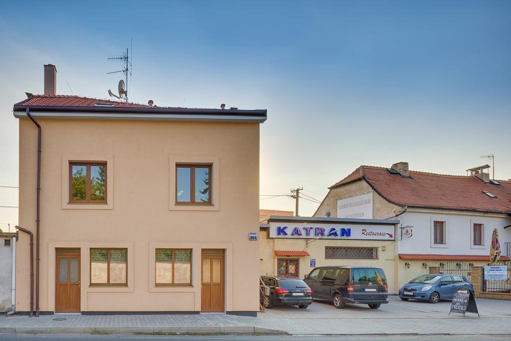 Apartements Studio 964 Líbeznice المظهر الخارجي الصورة